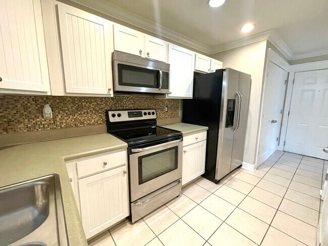 3930 Cherokee Woods Way in Knoxville, TN - Building Photo - Building Photo