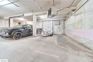 101 Du Château Rue in Gatineau, QC - Building Photo - Building Photo