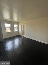 5540 Midwood Ave in Baltimore, MD - Building Photo - Building Photo