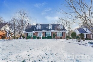 409 Wind Haven Ln NW in Winston-Salem, NC - Building Photo