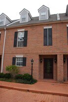 220 Church Ave in Gulfport, MS - Building Photo