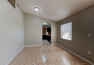 10660 SW 21st St in Miramar, FL - Building Photo - Building Photo