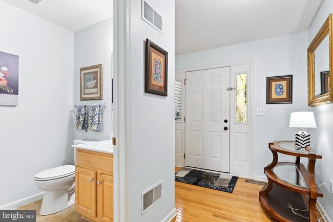 1112 Cross Creek Dr in Mechanicsburg, PA - Building Photo - Building Photo