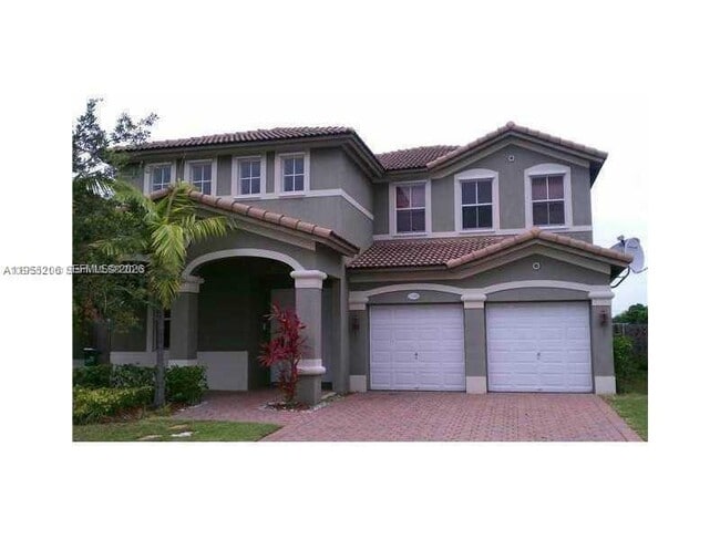 15389 SW 90th Terrace in Miami, FL - Building Photo - Building Photo