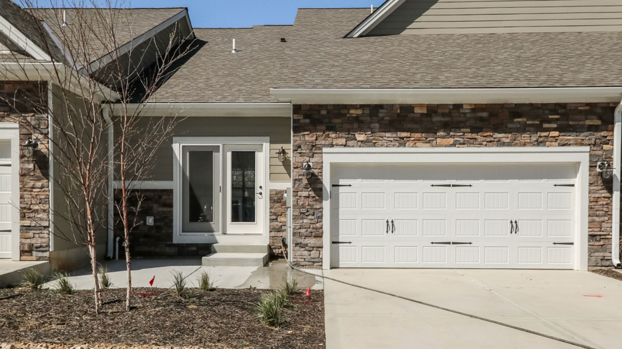 15845 Foster in Overland Park, KS - Building Photo