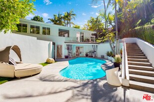 1415 Braeridge Dr in Beverly Hills, CA - Building Photo