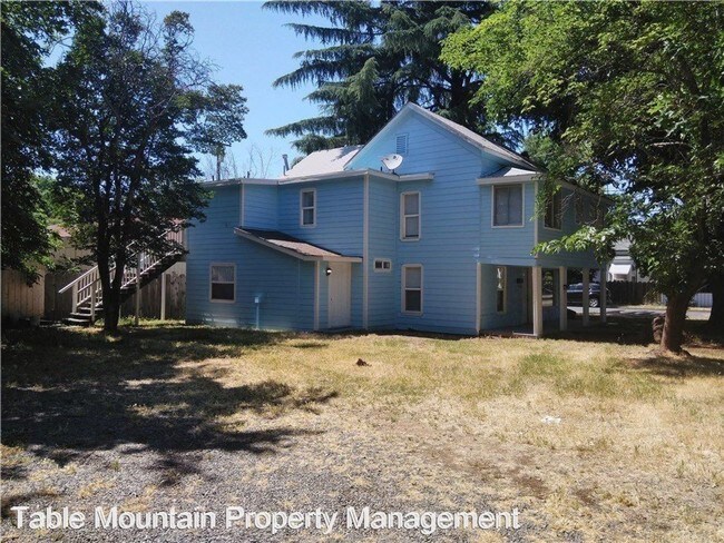 1616 5th Ave in Oroville, CA - Building Photo - Building Photo