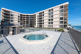 3610 S Ocean Blvd in South Palm Beach, FL - Building Photo - Building Photo