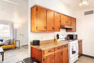 1225 N Belvedere Ave in Tucson, AZ - Building Photo - Building Photo
