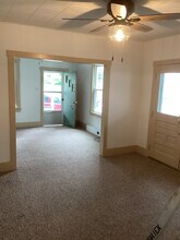 669 Queen St in Northumberland, PA - Building Photo - Building Photo