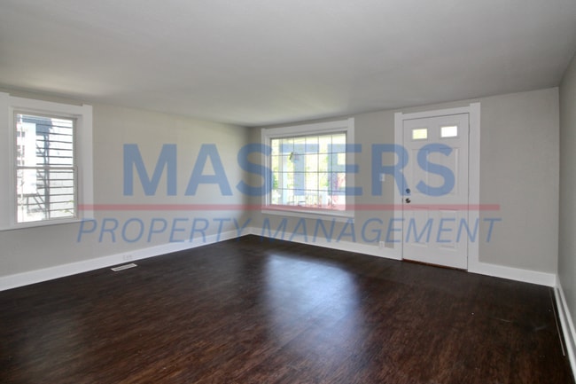 property at 718 Elm St
