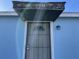 307 SW 19th St in Lawton, OK - Building Photo