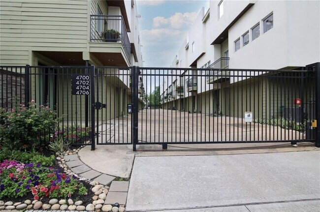 property at 4702 Austin St
