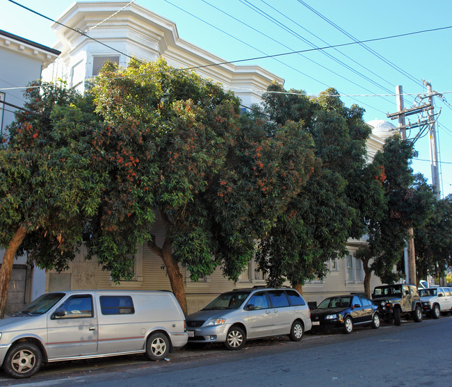 1100 Masonic Ave in San Francisco, CA - Building Photo - Building Photo