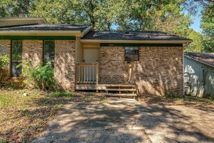 1826 Meriadoc Rd in Tallahassee, FL - Building Photo
