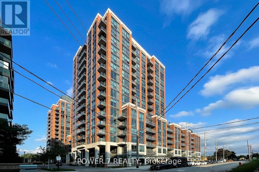 31-1131 Tippett Rd in Toronto, ON - Building Photo