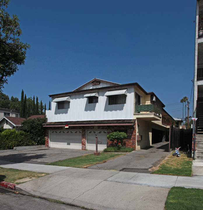 1157 Justin Ave in Glendale, CA - Building Photo