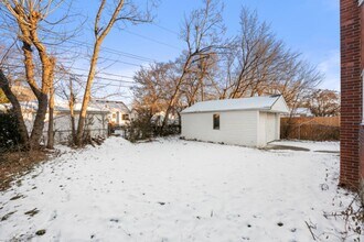 28232 Edward St in Roseville, MI - Foto de edificio - Building Photo