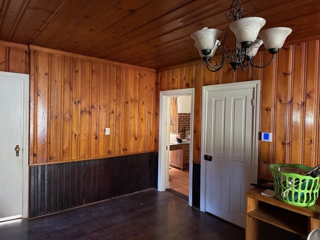 16 Snyder Hill Rd in Shermans Dale, PA - Building Photo - Building Photo