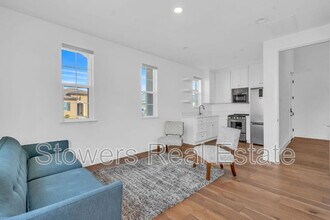 176 Raven Cir in Brentwood, CA - Building Photo - Building Photo