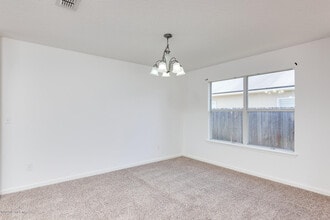 8614 Derry Dr in Jacksonville, FL - Building Photo - Building Photo