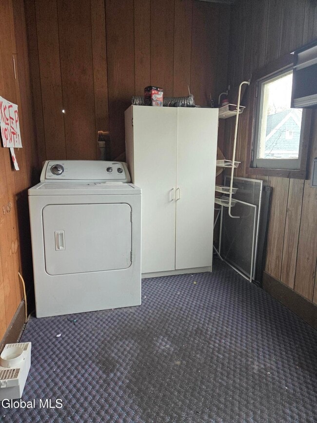 48 Arnold Ave in Amsterdam, NY - Building Photo - Building Photo