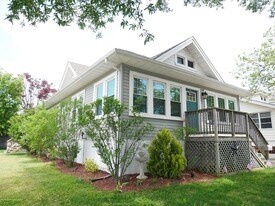 319 Arnold Ave in Point Pleasant Beach, NJ - Building Photo