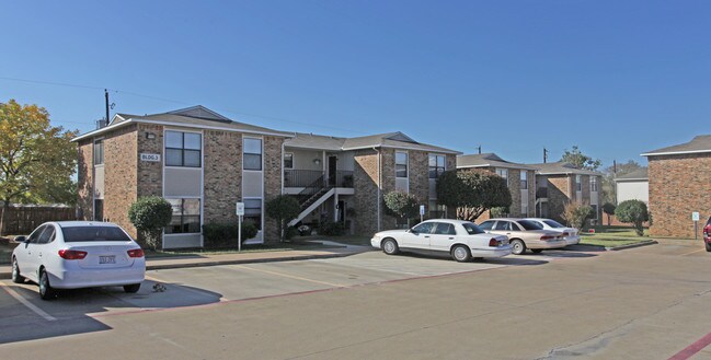 Eagle Lake Garden Village in Azle, TX - Building Photo - Building Photo