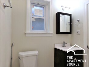 2129 N Dayton St, Unit G3 in Chicago, IL - Foto de edificio - Building Photo