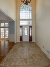 4025 Meadowvale Ct in Akron, OH - Building Photo - Building Photo