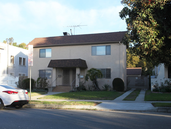 5015 Franklin Ave in Los Angeles, CA - Building Photo - Building Photo