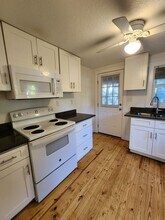 106 5th St in Black Mountain, NC - Building Photo - Building Photo