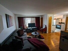 192 W Wyoming Ave, Unit #10 in Melrose, MA - Building Photo