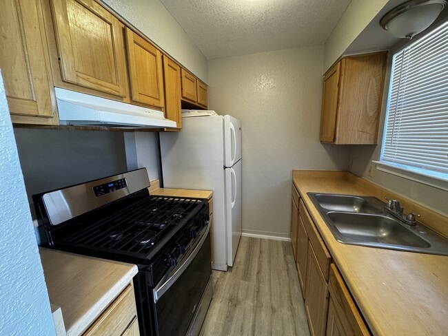 property at 13340 Horizon Blvd