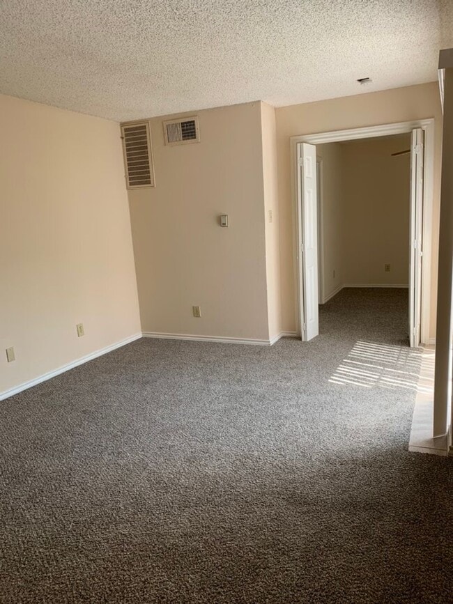 property at 9807-9833 Walnut St