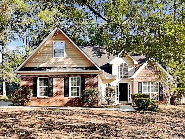 property at 552 Horseshoe Cir