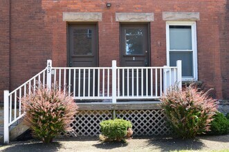 403w9th in Erie, PA - Foto de edificio - Interior Photo