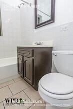 2508 E 76th St in Chicago, IL - Building Photo - Building Photo
