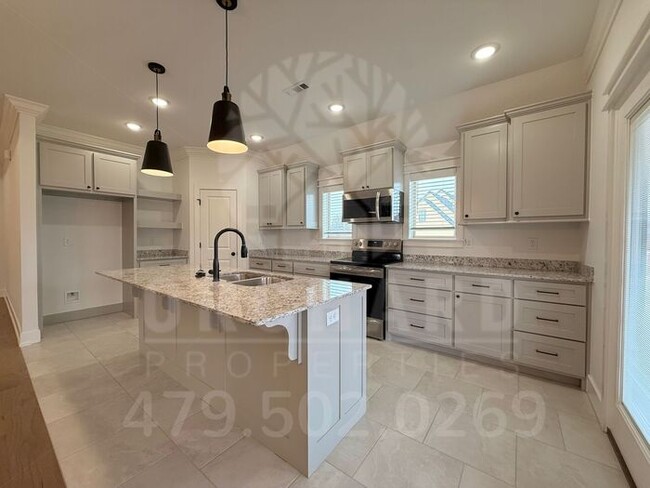 property at 8 McDole Ln