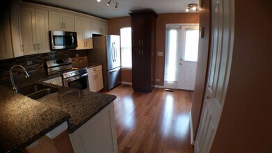 118 W 67th St in Westmont, IL - Building Photo - Building Photo