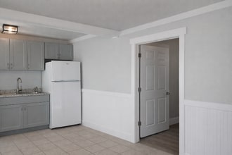 5094 J E L Dr, Unit 6 in Long Beach, MS - Foto de edificio - Building Photo