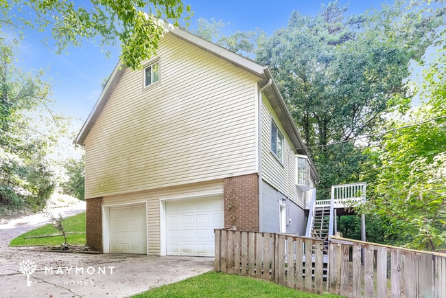 2420 Burgundy Dr in Birmingham, AL - Building Photo - Building Photo