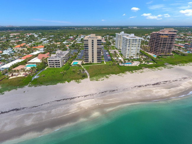 450 Ocean Dr-Unit -1101 in Juno Beach, FL - Building Photo - Building Photo