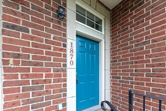 1870 Lindsay Ln in Ann Arbor, MI - Building Photo - Building Photo