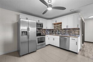 2160 Mineral Spring Ave in North Providence, RI - Building Photo