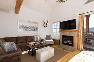 7 Saddle Ridge Rd, Unit SI ID1255647P in Big Sky, MT - Building Photo