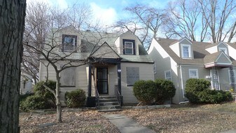 8508 S Burnham Ave in Chicago, IL - Building Photo
