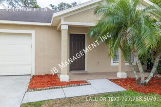 9516 Hamlet Ln in Tampa, FL - Building Photo - Building Photo