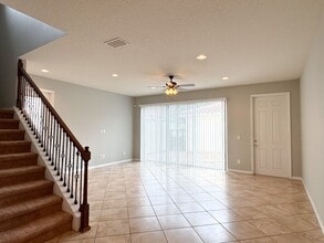 11992 Lorenza Ln in Orlando, FL - Building Photo - Building Photo