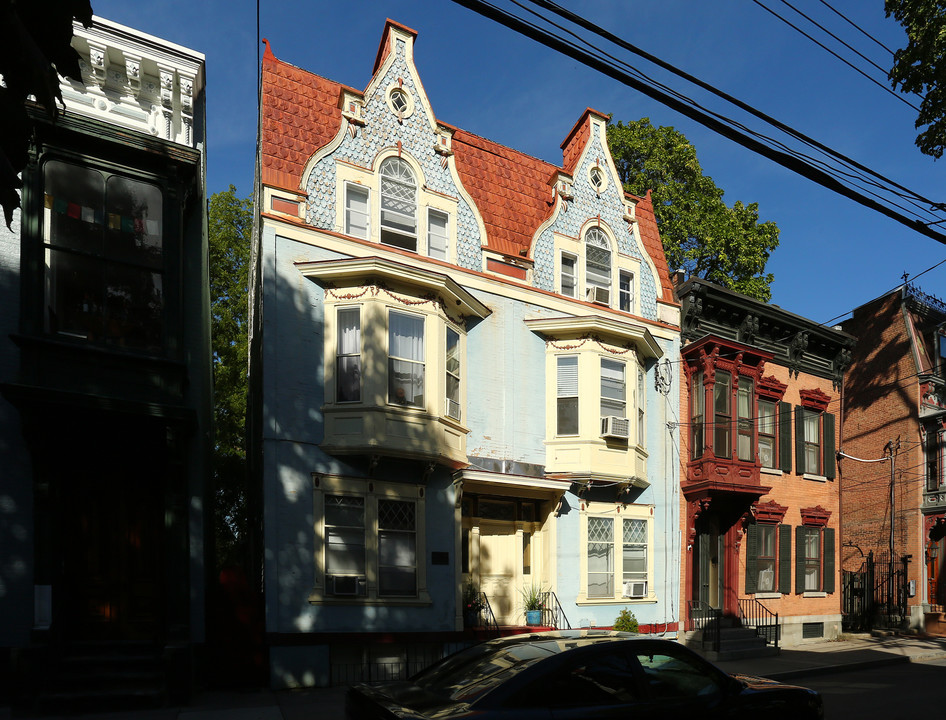 21 N Ferry St in Schenectady, NY - Building Photo